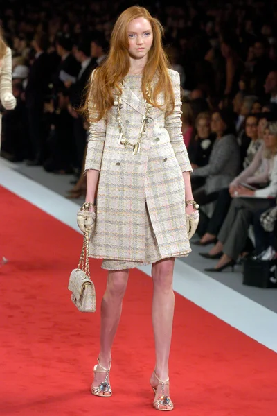 Look 11